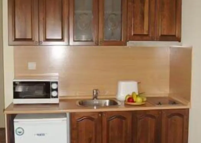 & Mountain Romance Guest house