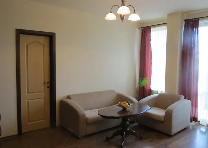 & Mountain Romance Guest house